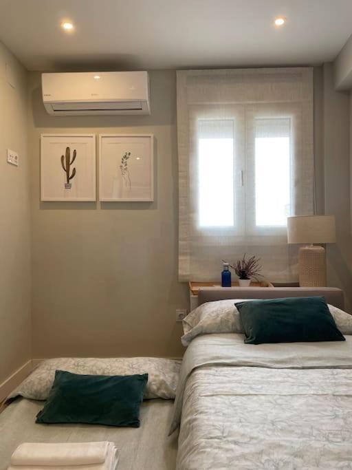 Velarde-maestranza Apartment